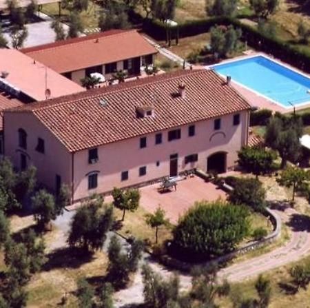 Agriturismo La Torricella ปิสโตยา ภายนอก รูปภาพ