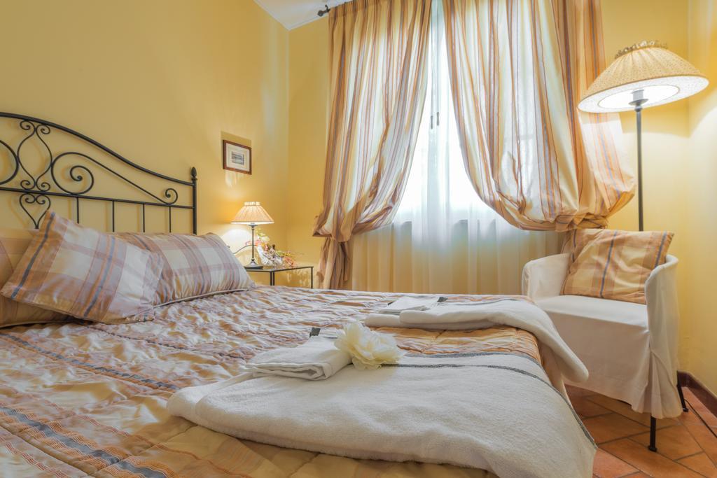 Agriturismo La Torricella ปิสโตยา ภายนอก รูปภาพ