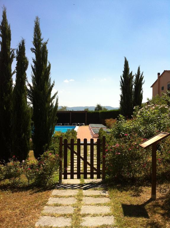 Agriturismo La Torricella ปิสโตยา ภายนอก รูปภาพ