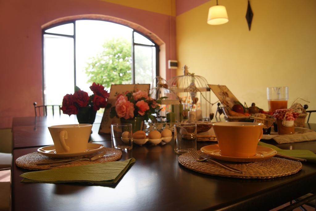Agriturismo La Torricella ปิสโตยา ภายนอก รูปภาพ