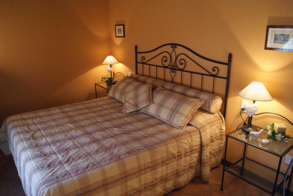 Agriturismo La Torricella ปิสโตยา ภายนอก รูปภาพ